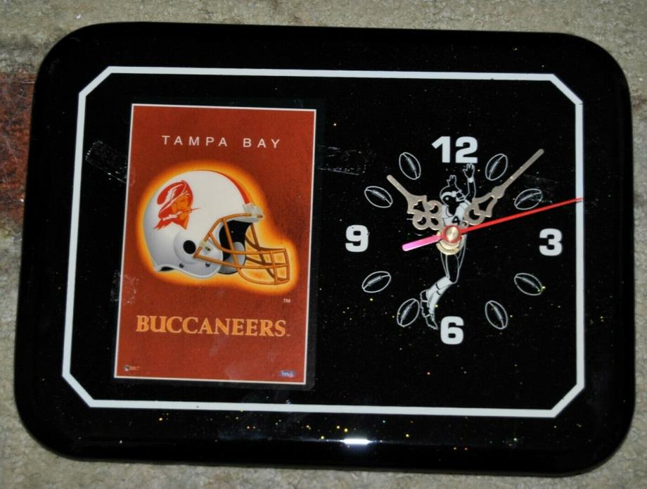 Tampa Bay Buccaneers Miniature Wall Clock-11.5