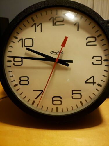 Vintage 70s/80s 13” Dayton School Industrial Black Time Clock Electric WORKS!
