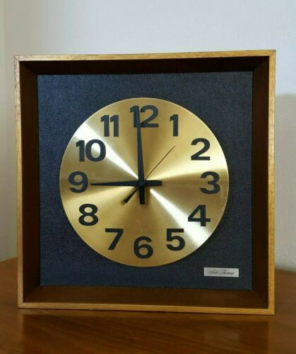 Vintage Mid Century Modern Seth Thomas Wall Clock Quartz