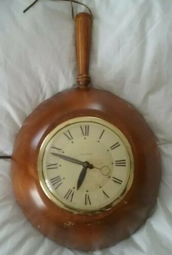 Lanshire Self Starting Clock- Nice Vintage Electric Wood Retro Works!