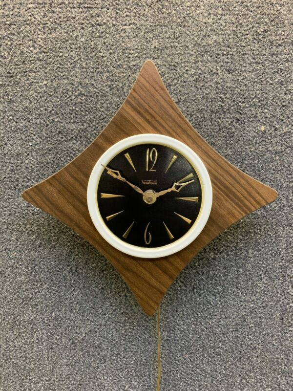 Mid Century Modern Verichron Diamond Wood Grain AC Electric Wall Clock - 11”