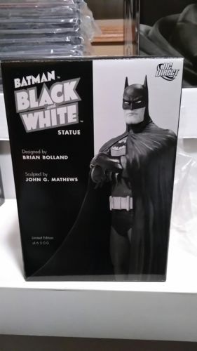 Batman Black and White Statue Brian Bolland/John G. Mathews limited 1st edition