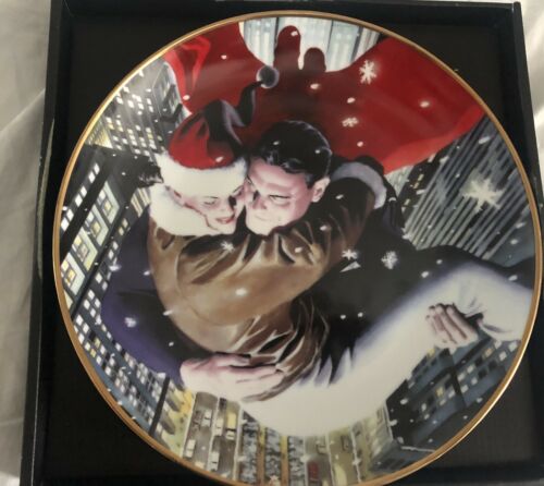 SUPERMAN AND LOIS LANE HOLIDAY 2004 -ALEX ROSS LTD EDITION COLLECTOR’S PLATE