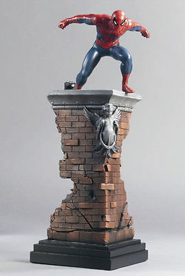 SPIDER-MAN 1960's STATUE BY BOWEN DESIGNS, SCULPTED BY RANDY BOWEN