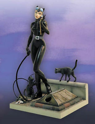 CATWOMAN STATUE By DC Comics, Designed by Jim Lee, Sculpted by Jonathan Matthews