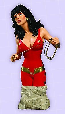 DONNA TROY BUST BY DC COMICS, WOMEN OF THE DC UNIVERSE SERIES 1