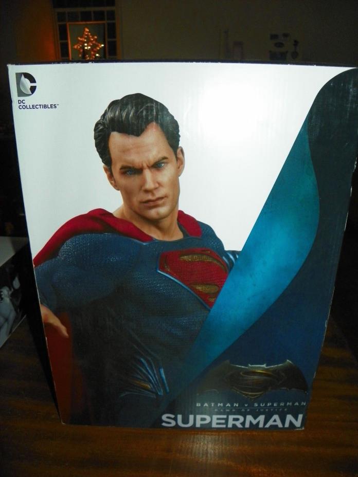 DC Collectables Batman V Superman Dawn of Justice SUPERMAN Statue