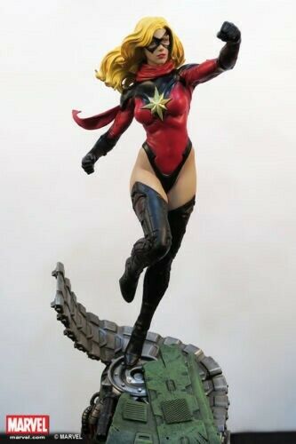 XM Studios Ms. Marvel 1/4 Scale Statue No Coin. Damaged.