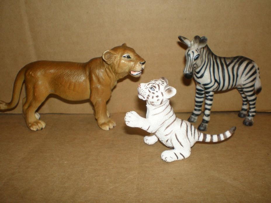 Set of 3 Schleich African ~ 2000 LIONESS, ZEBRA Foal 14146, 2007 White TIGER Cub