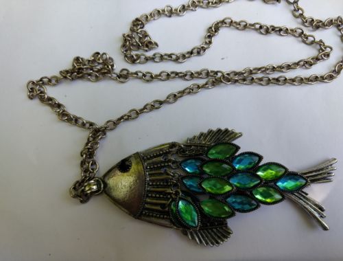 VTG FISH ARTICULATED DANGLE SEA GREEN OCEAN BLUE RHINESTONE DANGLE PENDANT NECKL