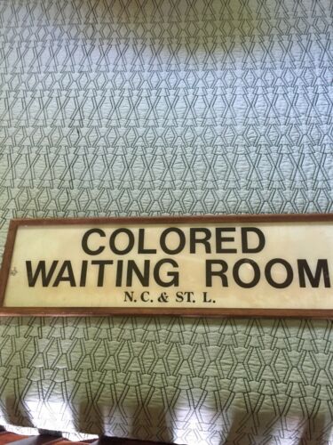 Colored Waiting Room Sign