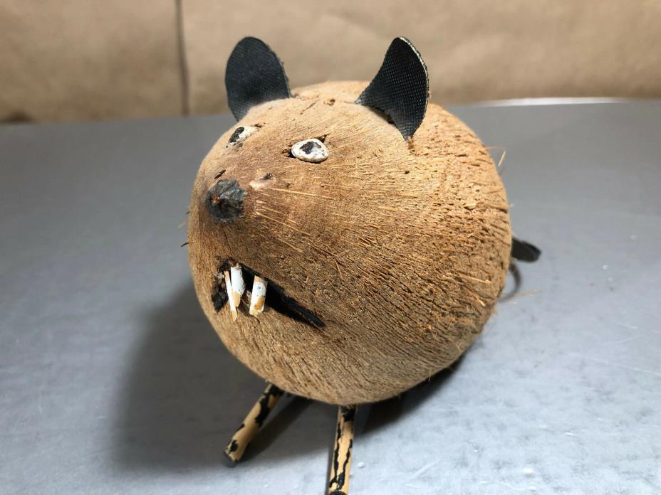 Vintage Handmade Carved Coconut Mouse Rat Strange Cute Weird Funny