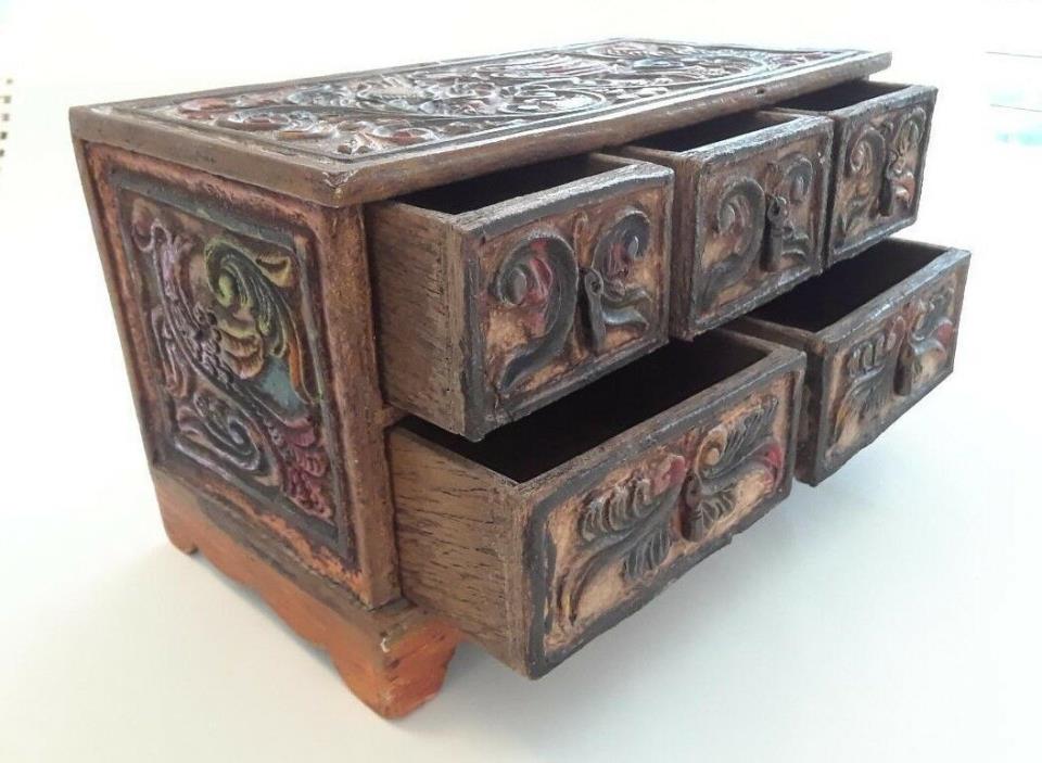 CARVED & PAINTED TRINKET BOX from PERU