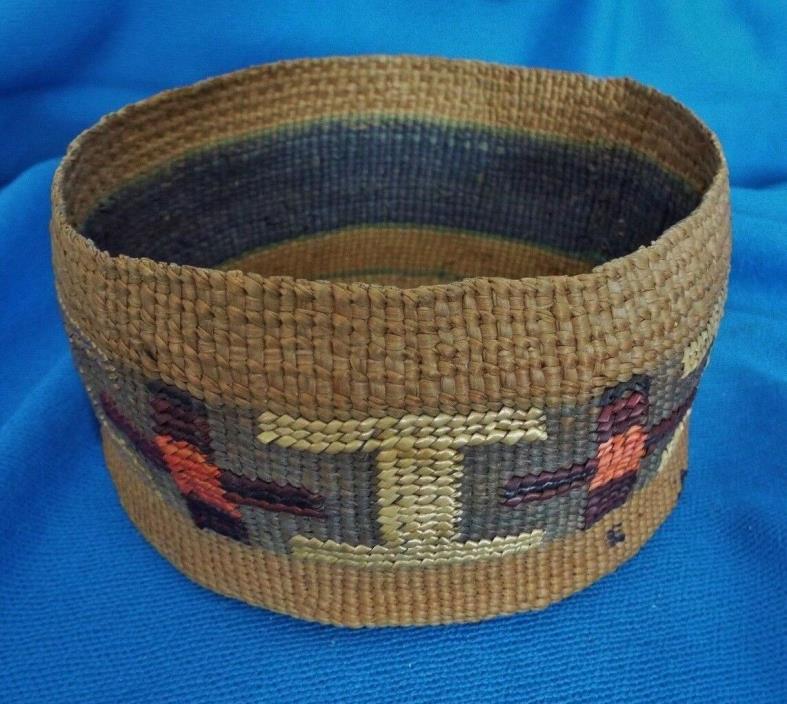 Beautiful Native American 5 color Northwest coast Tlingit embroidered Basket