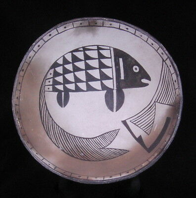Anasazi Mimbres Fish Replication Bowl