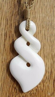 Polynesian Maori Style Bone Pendant Double Twist Symbol of Bonding & Friendship