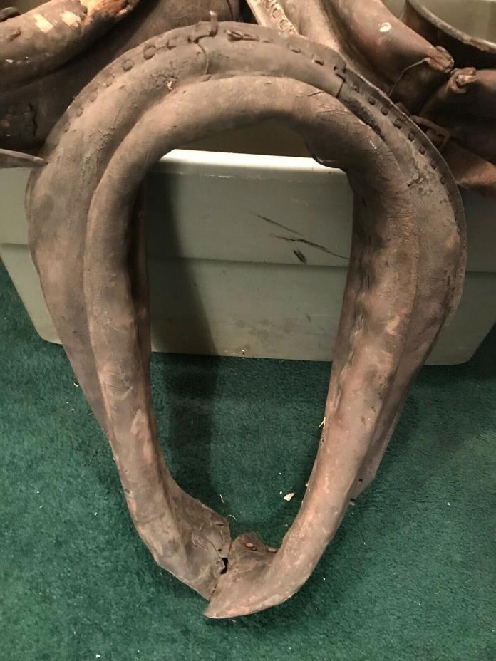 VINTAGE ANTIQUE LEATHER HORSE COLLAR COUNTRY WESTERN RUSTIC PRIMATIVE