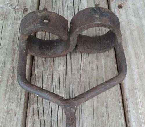 Old Antique Western Large Hand Forged Branding Iron - 8 or S - 6 x 3 x 44