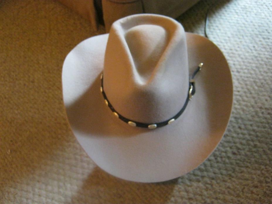 Preowned S.A.S.S. Western Express light tan wool cowboy hat and western outfit