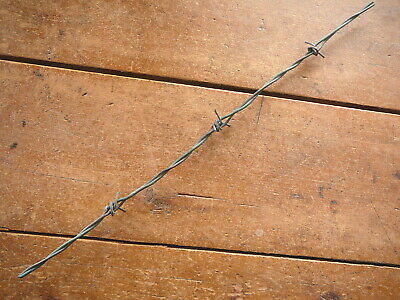 BURNELLS HOOK 4-Pt GREEN PLASTIC & GRAY LINES MEXICO FIND -  ANTIQUE BARBED WIRE