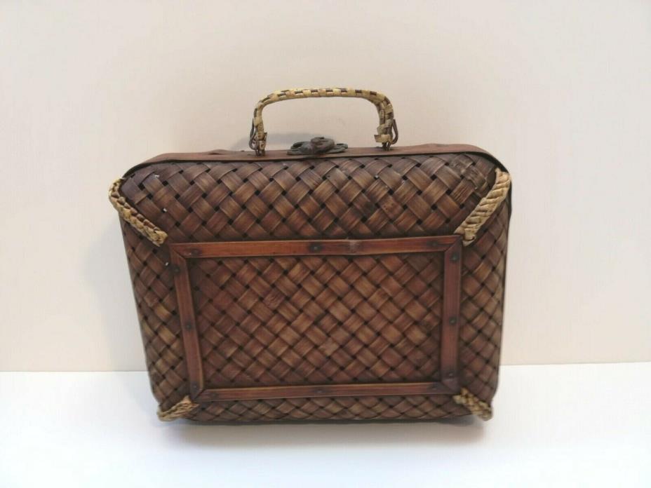 Vintage woven basket small case