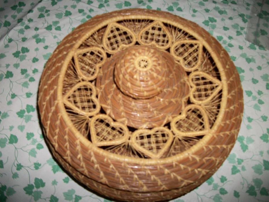 Handwoven Pine Needle and Raffia Basket with Hearts