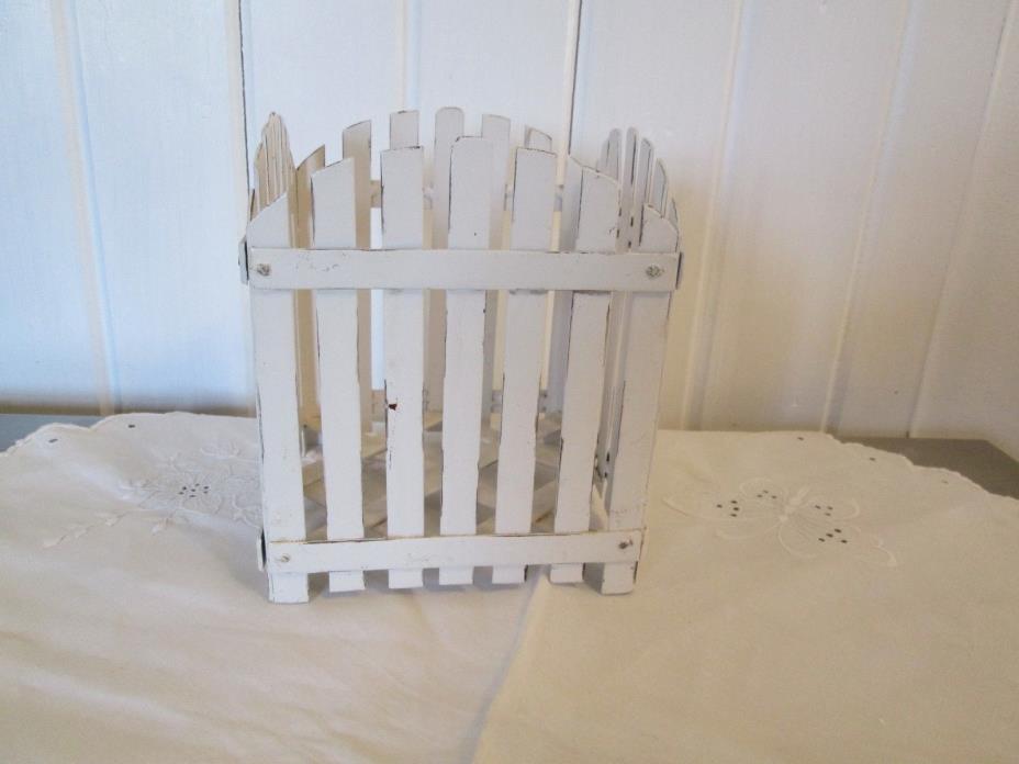 HEAVY ALL METAL PICKET STYLE FENCE BOX 5 1/2