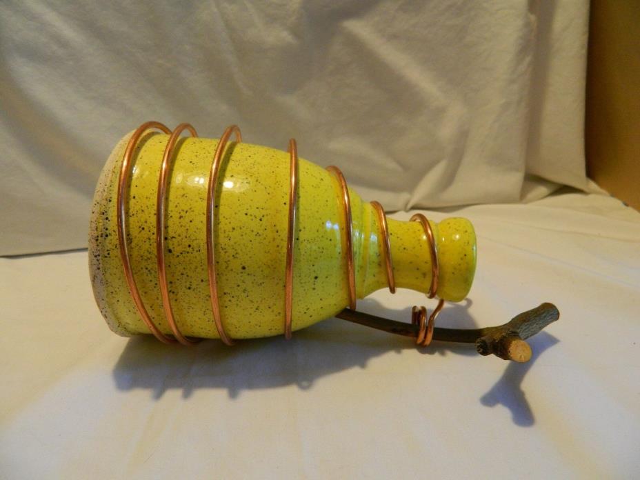 2HAND CRAFTED COPPER WIRE WRAP YELLOW POTTERY BIRD HOUSE