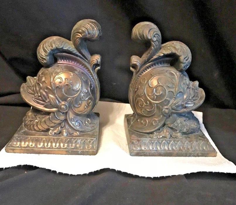 Vintage 2 Brass Knight Spanish Helmet Bookends (A009)