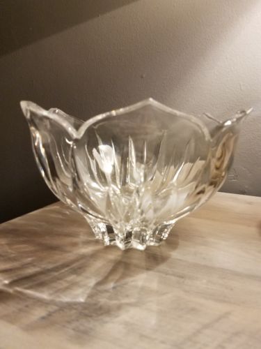Clear Glass Bowl Decorative Dish Candy Dish Flower Shaped