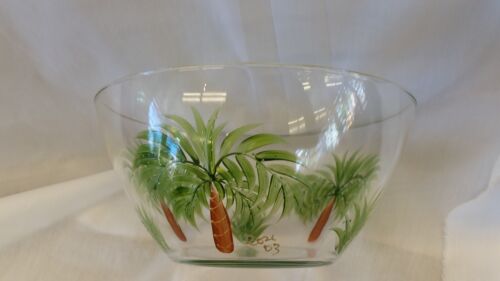 ARC France Glass Bowl with Hand-painted Palm Trees and Ferns  9