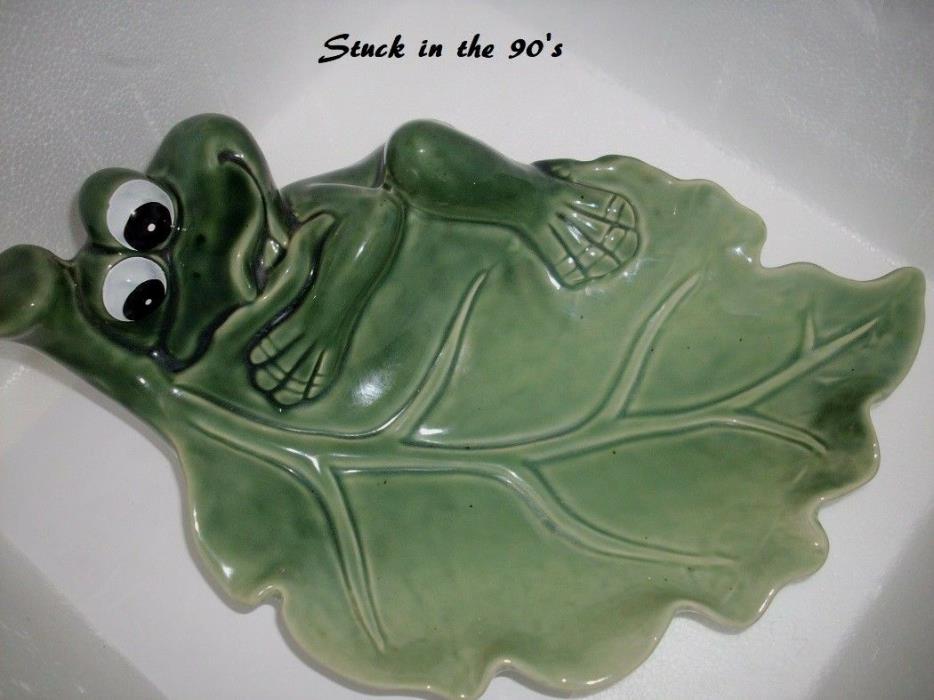 Green Frog/Lily Pad oversized  dish/candy dish (Vintage) *Excellent Condition