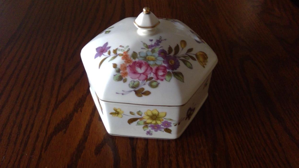 BEAUTIFUL vintage handpainted gold trimmed dish with lid hexagon shaped