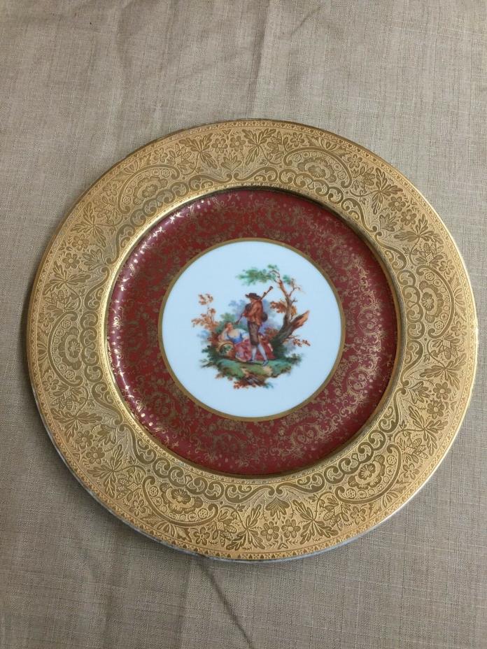 Royal-Crown China 11 Inch 22 KT. Gold Decorated Collectors Plate Colonial Scene