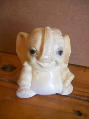 Chalkware Elephant, 4 1/2 Inches Tall