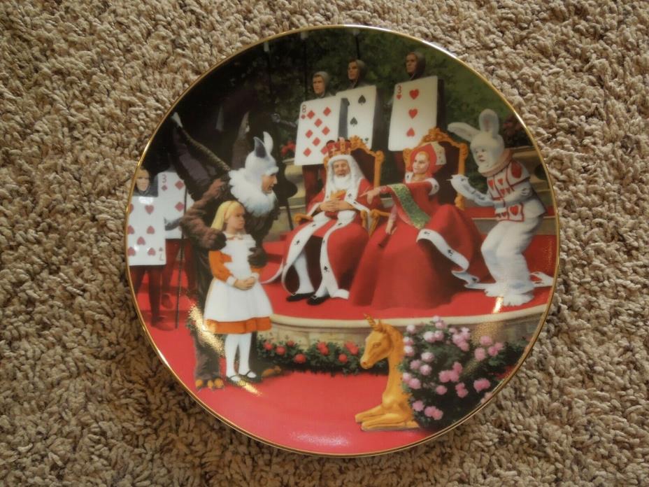 Off with Their Heads Alice in Wonderland Decorative Collectors Plate