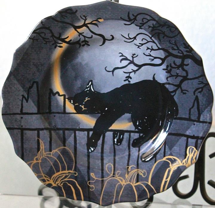 222 FIFTH SCAREDY CAT BLACK SALAD LUNCH PLATE 8IN HALLOWEEN PORCELAINE ROUND NEW