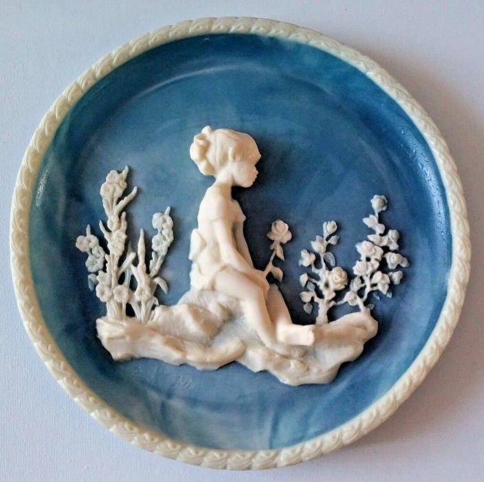VINTAGE~AVONDALE CAMEO PLATE~MELISSA~ No # 04040 by Frances Taylor Williams