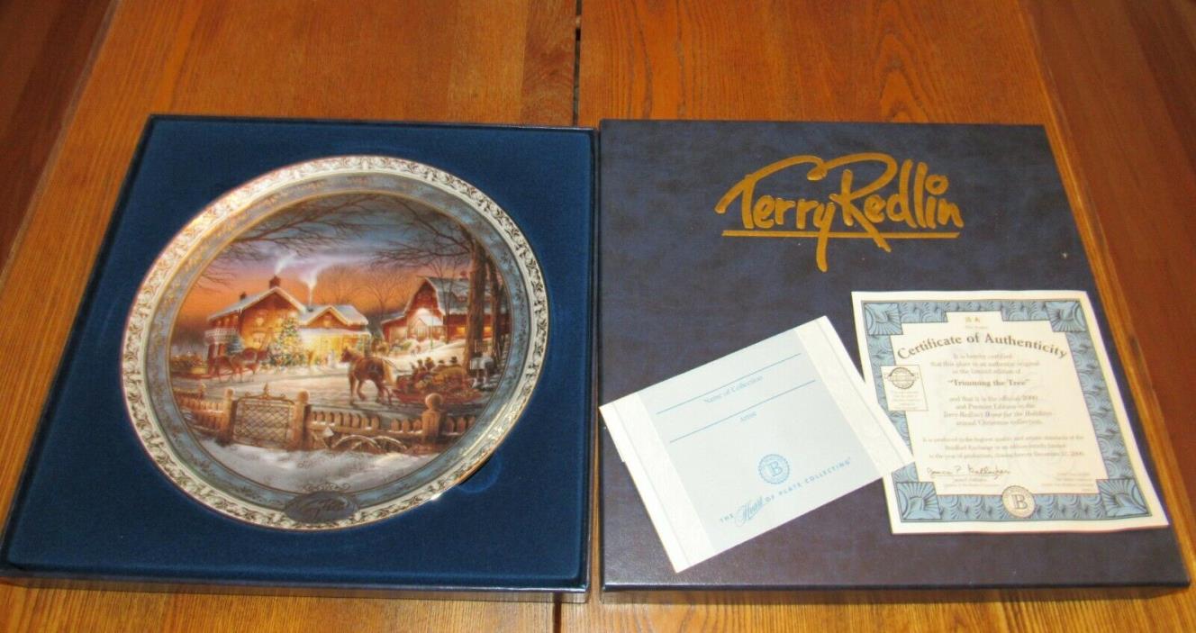 Terry Redlin “Trimming The Tree” Decorative Plate 8 1/4” Limited Ed. New in Box