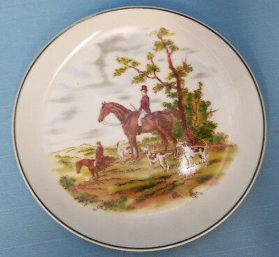 Plate Fox Hunt Scene Dogs Horses Trees Decor Wall-Hanging Dish White Brown Green