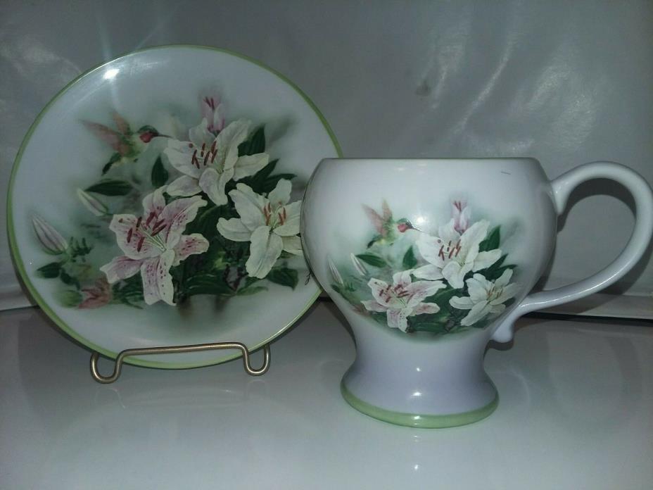 Lena Liu Hummingbird & Lilies Cup & Plate