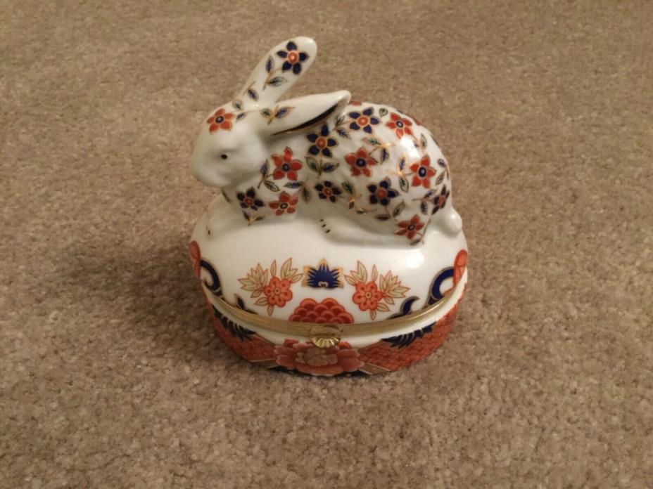 Andrea By Sadek Bunny Porcelain Hinged Trinket Box
