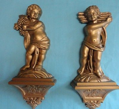 Wall art  plaques  two golden boys sculptures   Homco plastic MCMLX 14 vintage