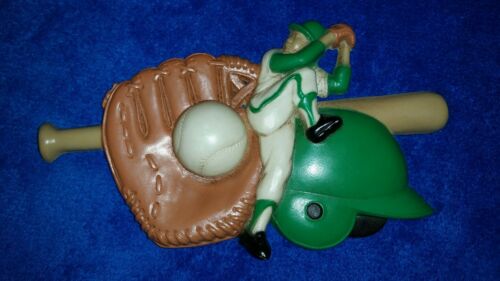 Sports BASEBALL PLAYER Wall Plaque #3213 HOMCO Burwood