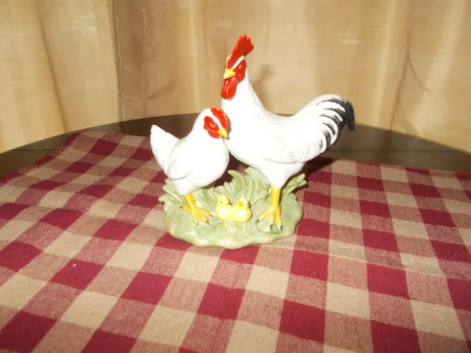 HOMCO CHICKENS, ROOSTER HEN & 2 CHICKS FIGURINE 1458 EXCELLENT CONDITION