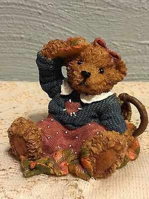 1999 Home Interiors Gifts #99005 Thank You Bear girl Fall Harvest Thanksgiving