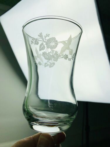 HOME INTERIORS (1) HUMMINGBIRD GLASS PEG VOTIVE/TEALIGHT CANDLE SconceGlobe