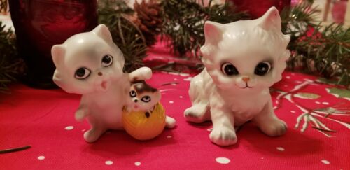 Vintage Josef Originals White Kitten Cat Figurines with Label
