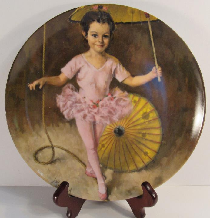 RECO 'Katie the Tightrope Walker' by John McClelland KNOWLES Collector Plate