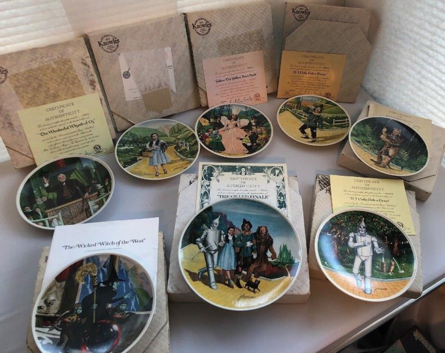 Vintage Wizard of Oz Total Set of 8 Knowles Collector's Plates with Cert. of Aut